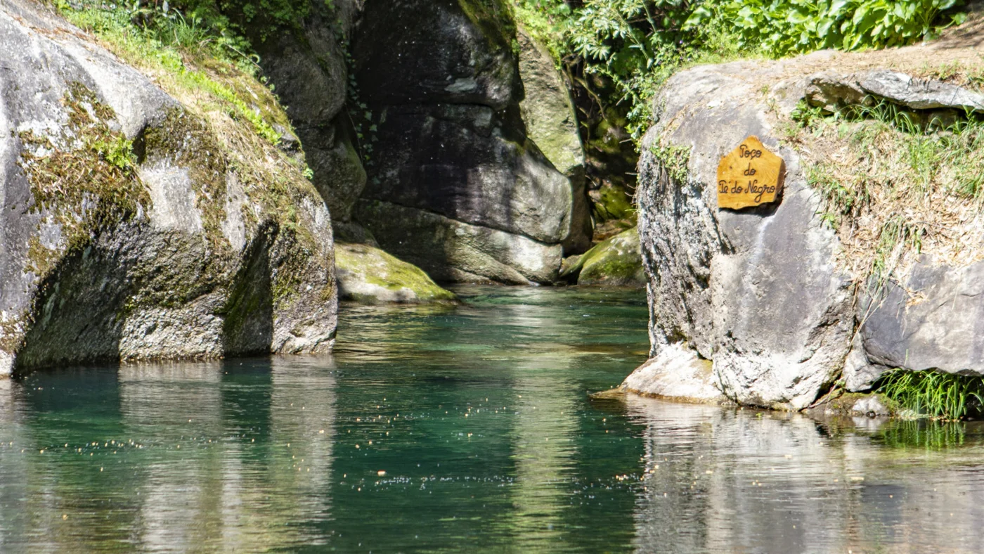 Poço do Pé do Negro, na zona de Labruja